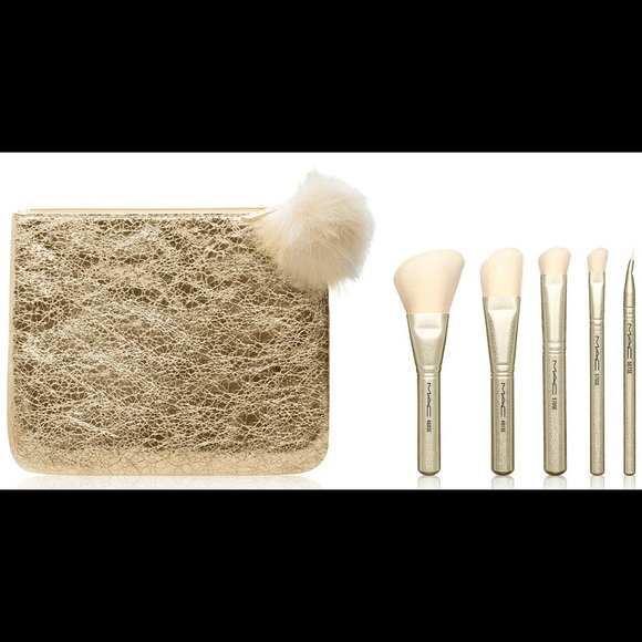 MAC Cosmetics Other - 🔴FIRM🔴 NWT MAC Holiday 2017 Metallic Brush Set